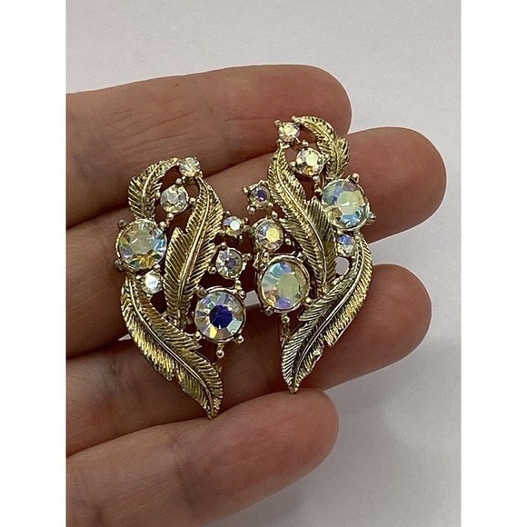 Coro Clip Ons Earrings Vintage Chrystals AB Fashion Costume Collectible - Picture 2 of 12